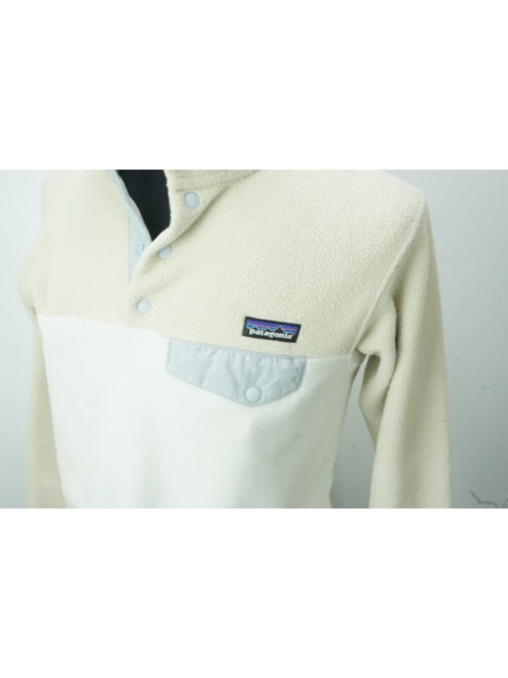 Patagonia Women's Lightweight Synchilla Snap-T Pullover Bleached Stone Sz M - Picture 2 of 8